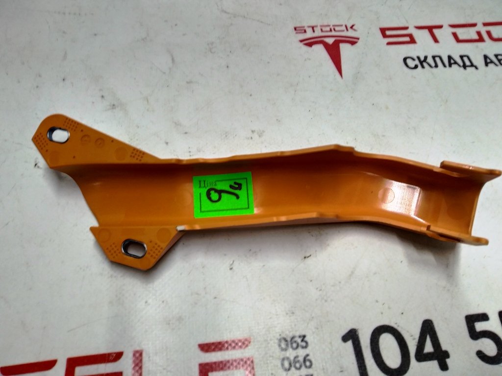 4 Enchufe (aislante) de un cable de alto voltaje trasero derecho Tesla modelo S REST, modelo X 1058279-00-B